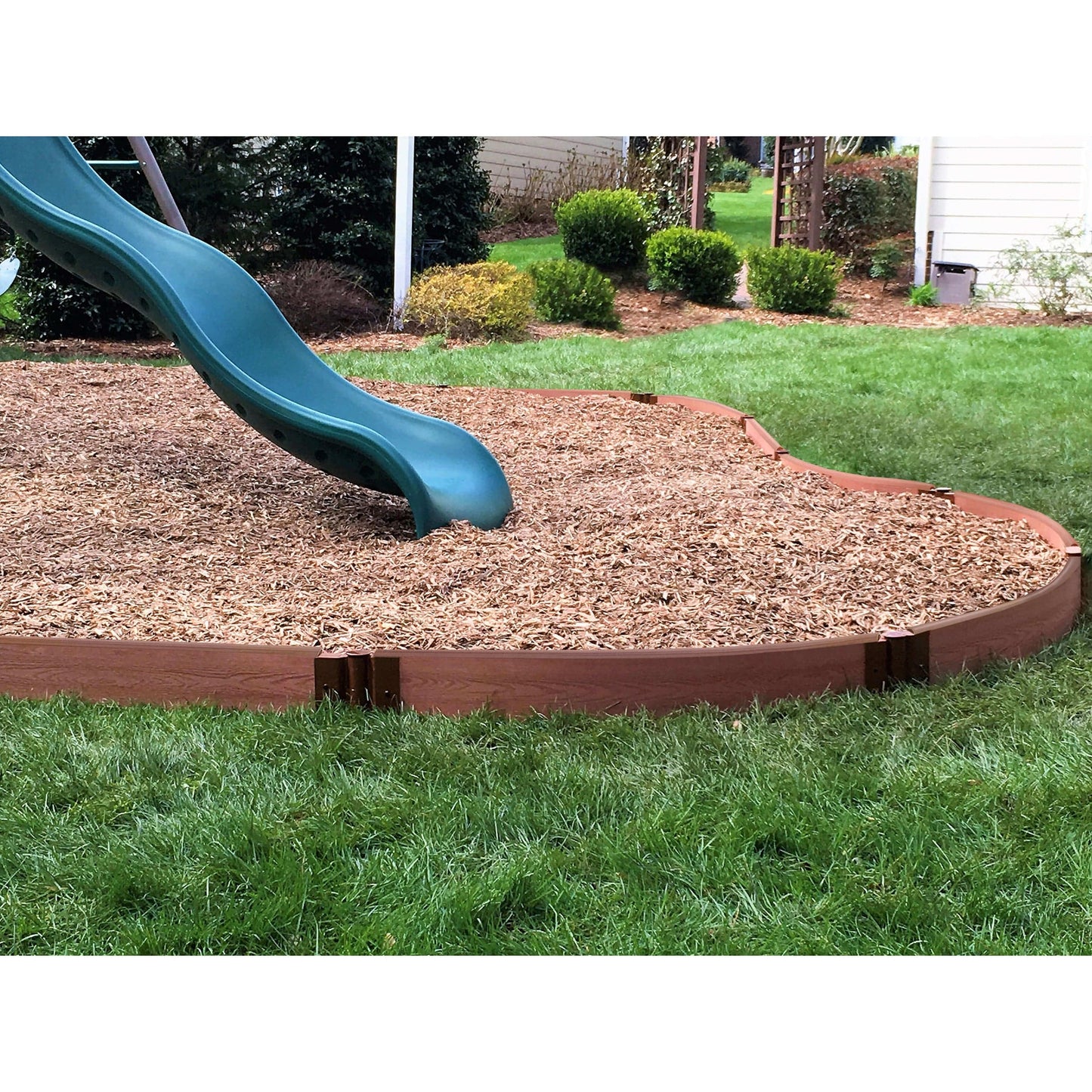 Curved Playground Border 16’ – 1” profile alt 0