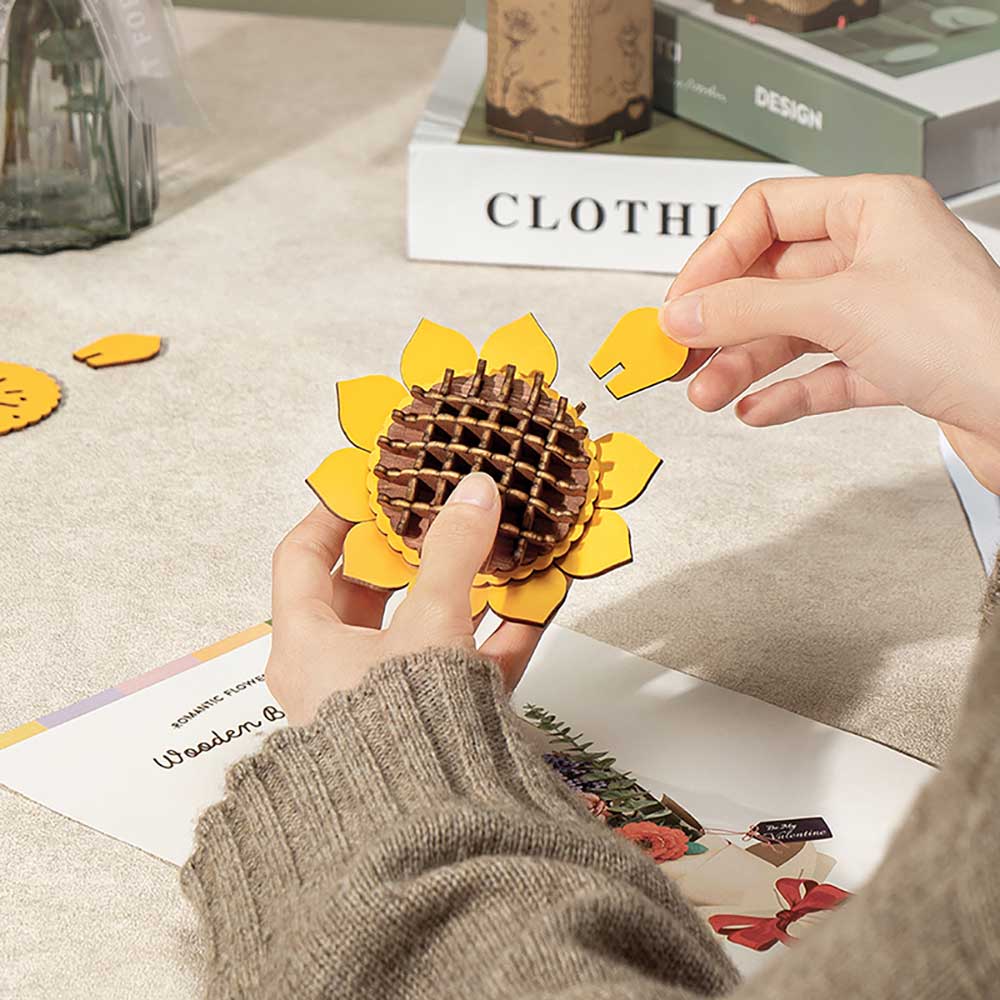 Sunflower 3D Wood Puzzle Kit